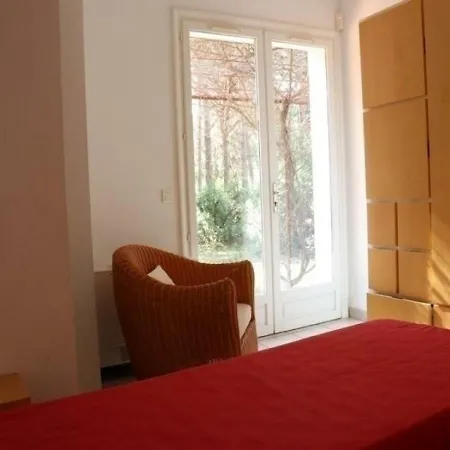 House Dans Un Ecrin De Verdure Tres Belle 4 Chambres Feriehus *