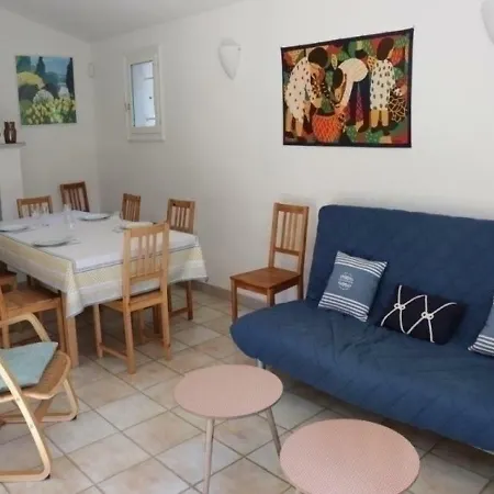House Dans Un Ecrin De Verdure Tres Belle 4 Chambres