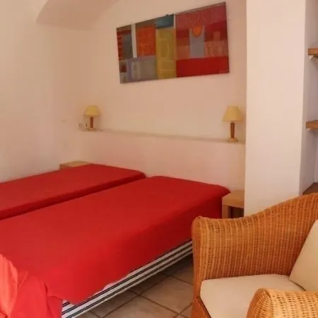 House Dans Un Ecrin De Verdure Tres Belle 4 Chambres Holiday home Cavalaire-sur-Mer